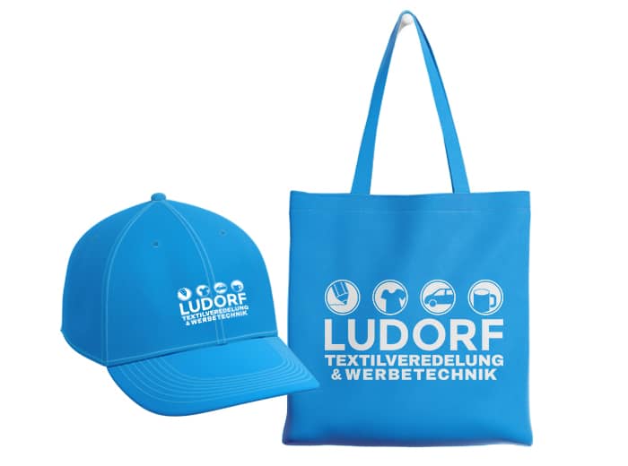 Bedruckte Cap und Tasche als individuelle Textilveredelung